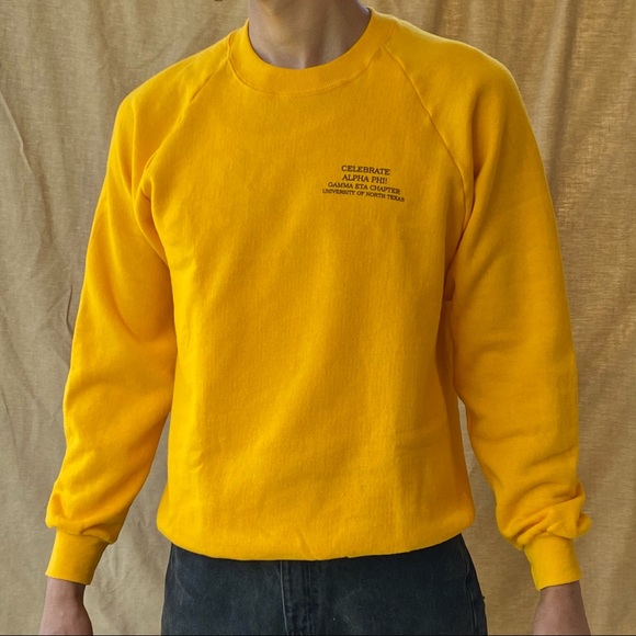 90s Yellow Alpha Phi Sweatshirt 🎉 - Picture 2 of 4